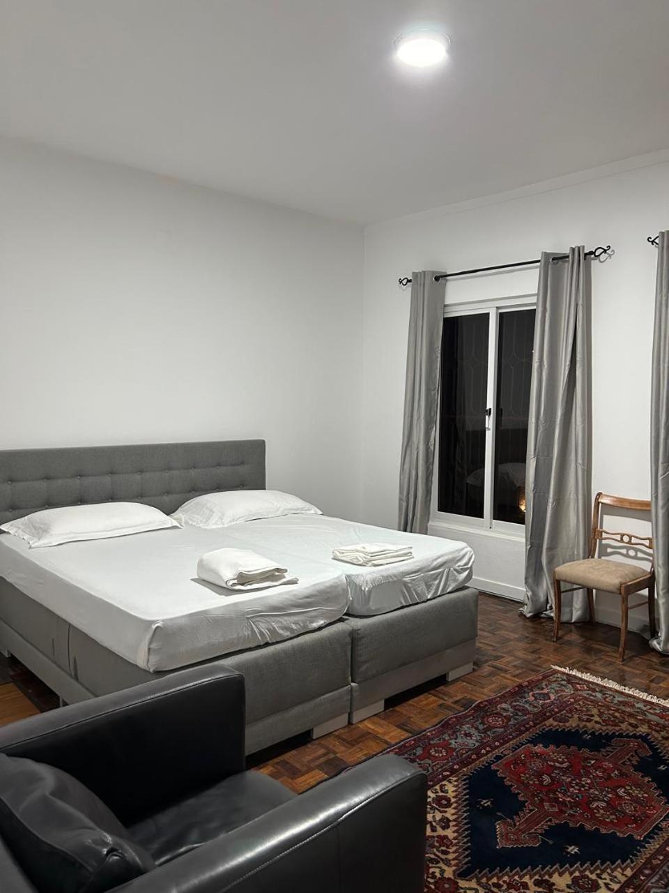 Casa Estrela - Sea & Art Guesthouse Praia Ngoại thất bức ảnh