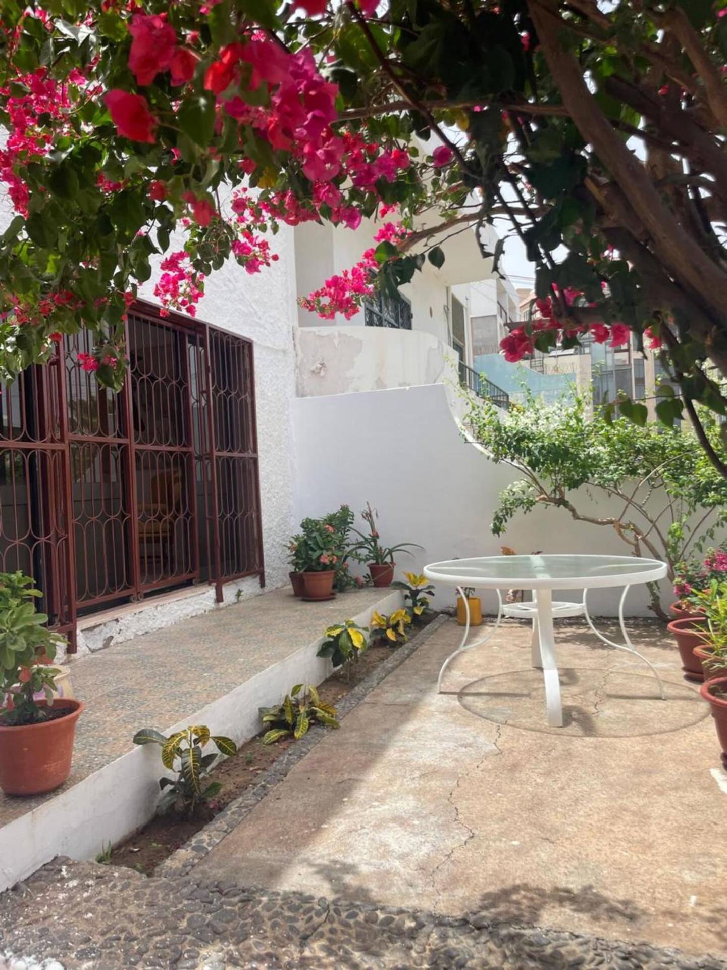 Casa Estrela - Sea & Art Guesthouse Praia Ngoại thất bức ảnh